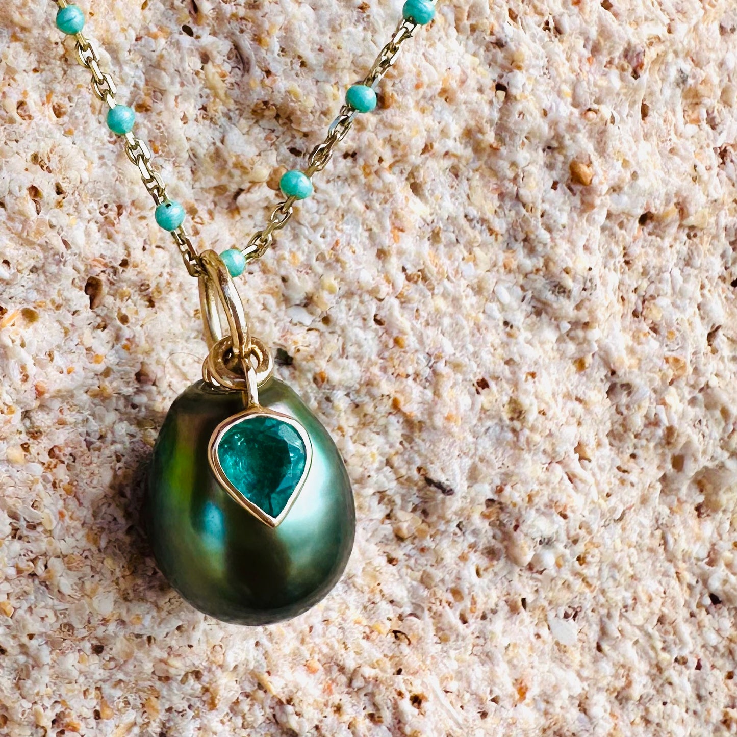 Tahitian pearl drop pendant with emerald NEW 2025