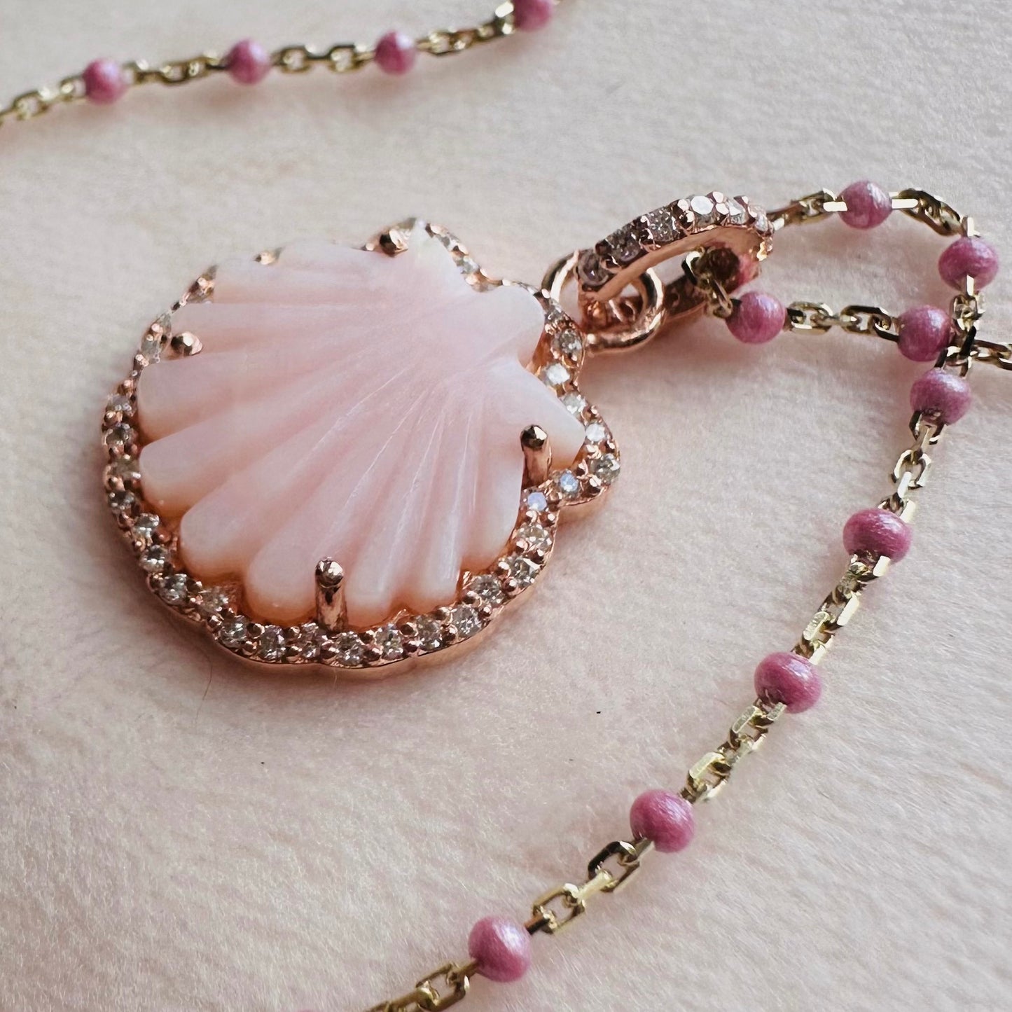 Rose Opal Seashell Necklace 2025
