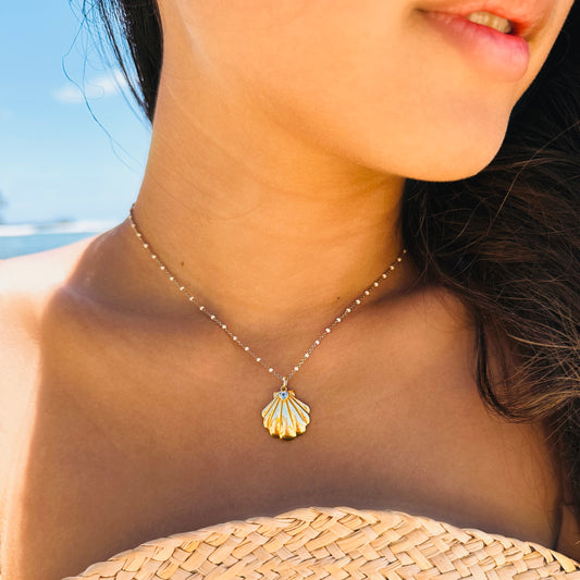 Golden Shell medallion necklace