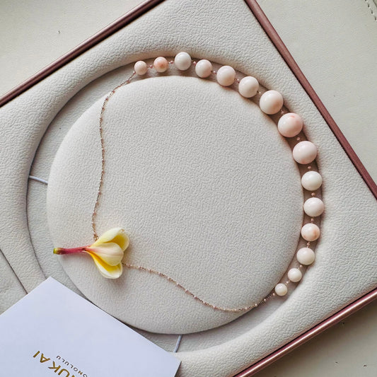 Coral graduated Necklace - Angel skin coral-