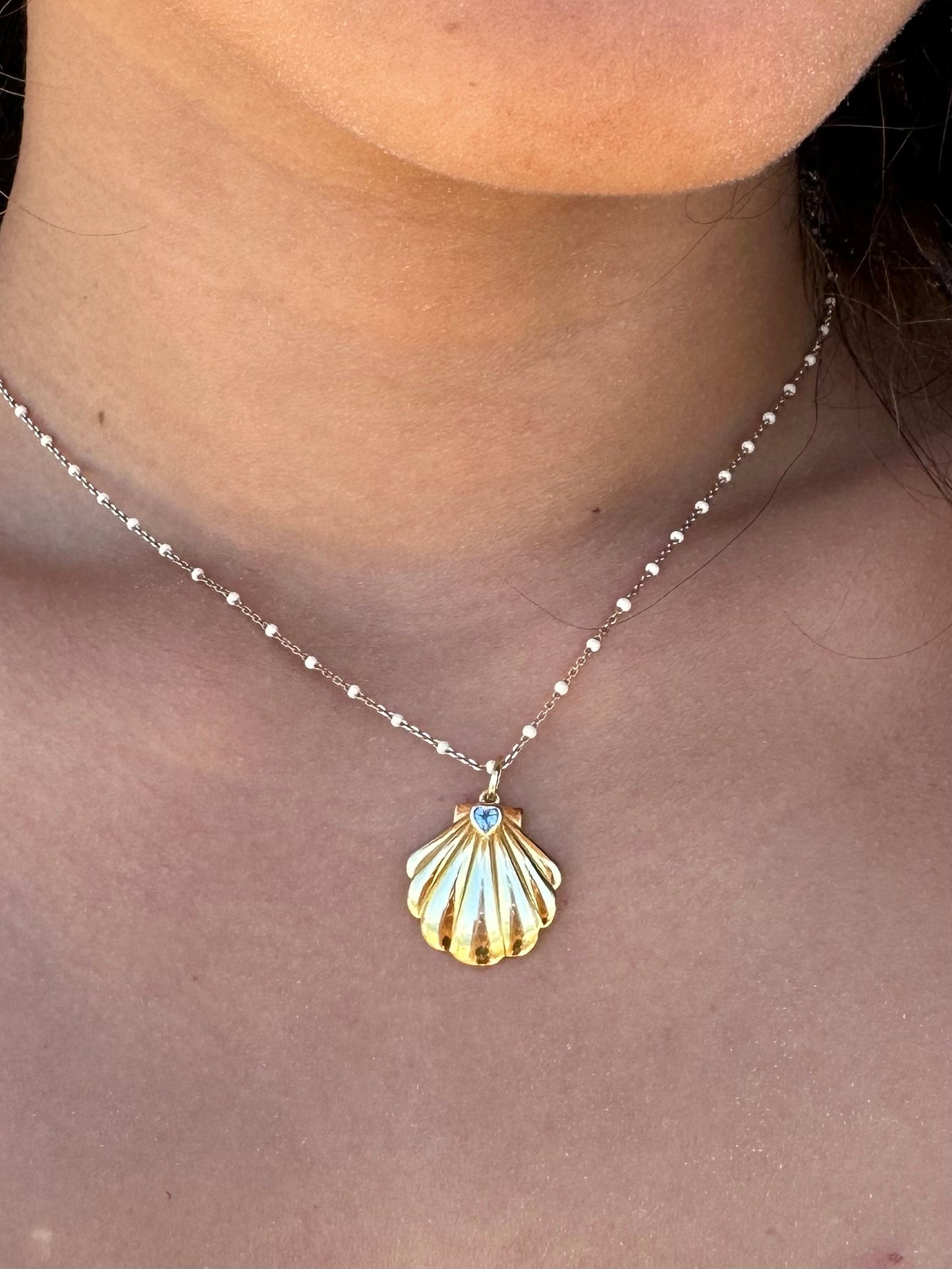 Golden Shell medallion necklace