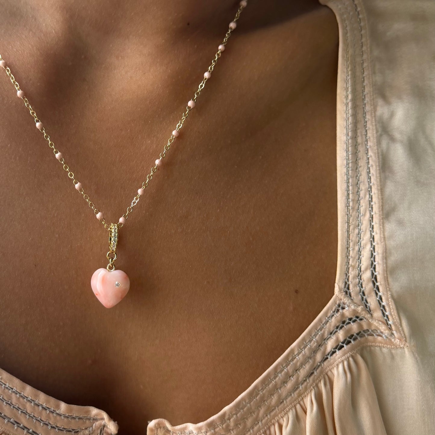 Angel skin coral petite Necklace