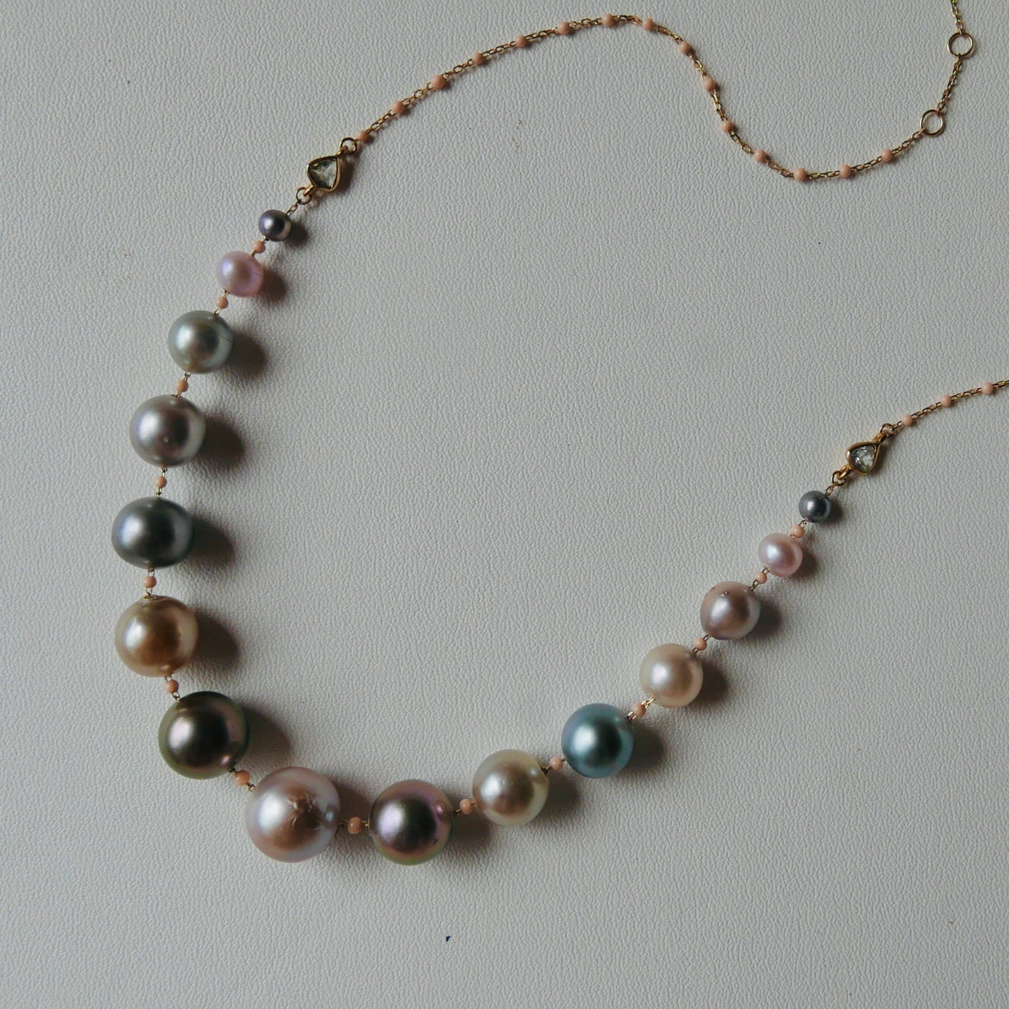 POEHEI  Necklace,  Tahitians pearls 18kt