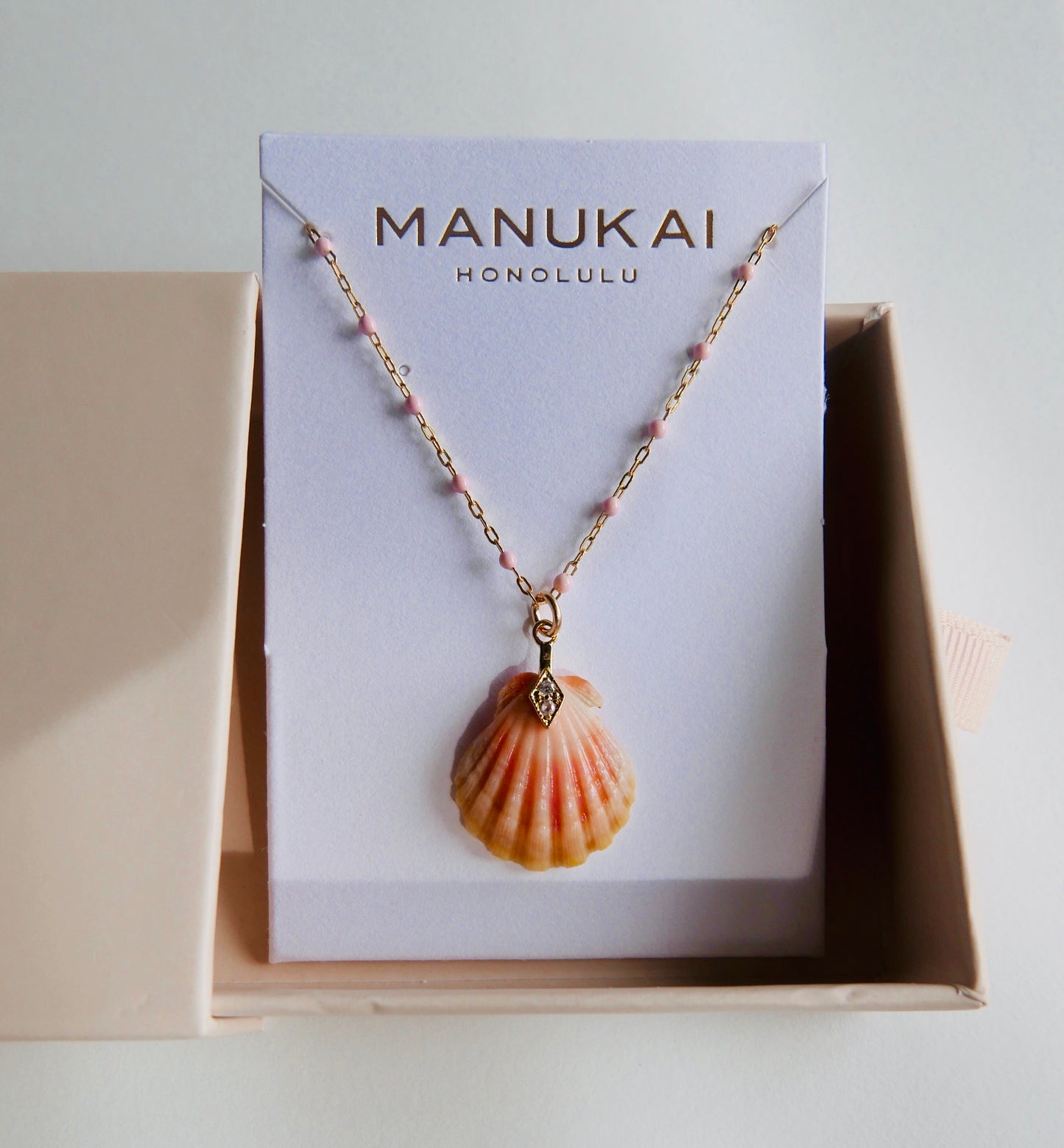 Sunrise shell necklace - Goldfilled-