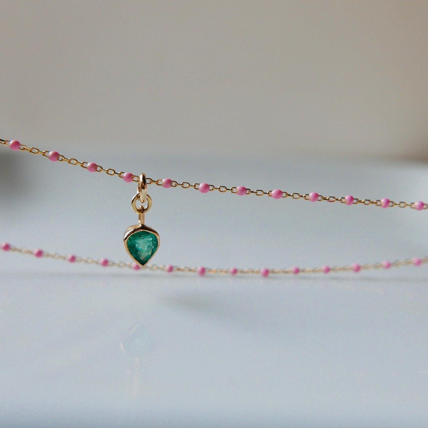 Heartdrop Emerald Necklace 18kt gold