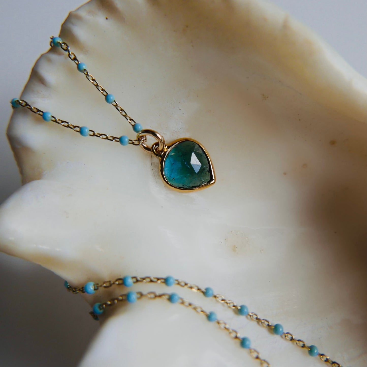 Infinity blue Necklace - 10kt/18kt gold