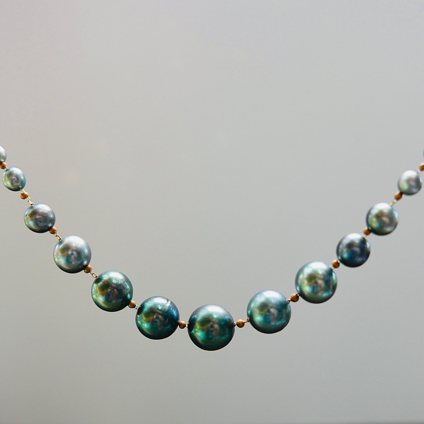 POEHEI  Necklace,  Tahitians pearls 18kt