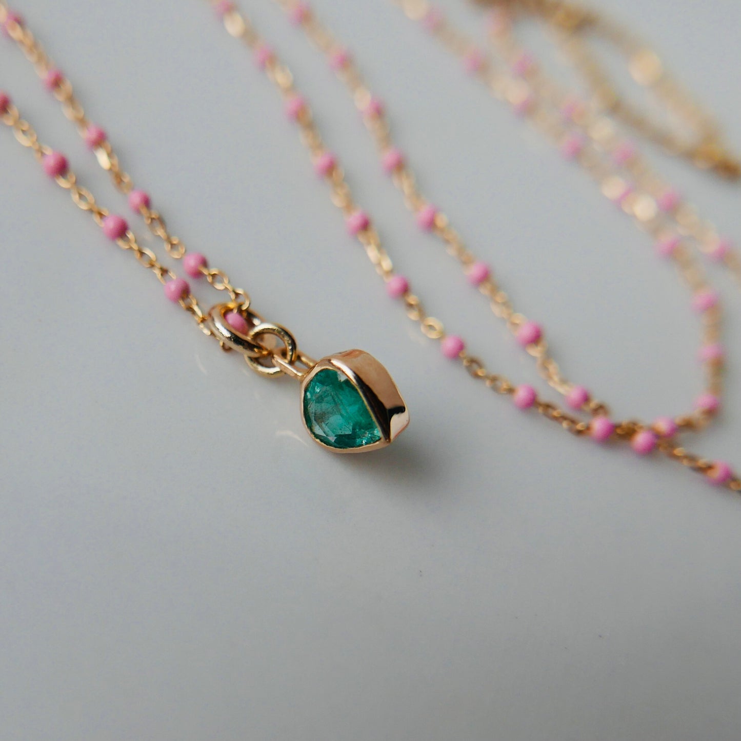 Heartdrop Emerald Necklace 18kt gold