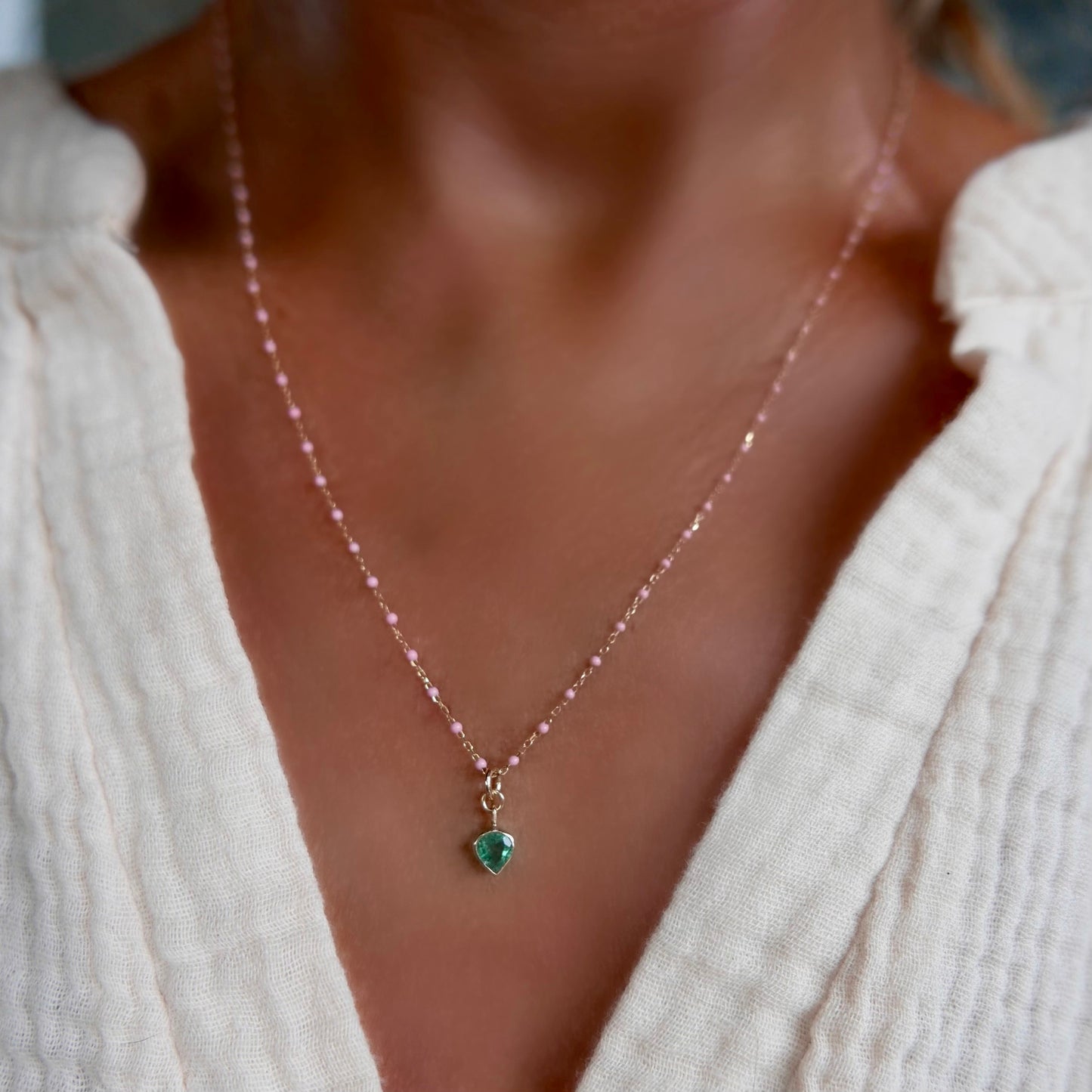 Heartdrop Emerald Necklace 18kt gold