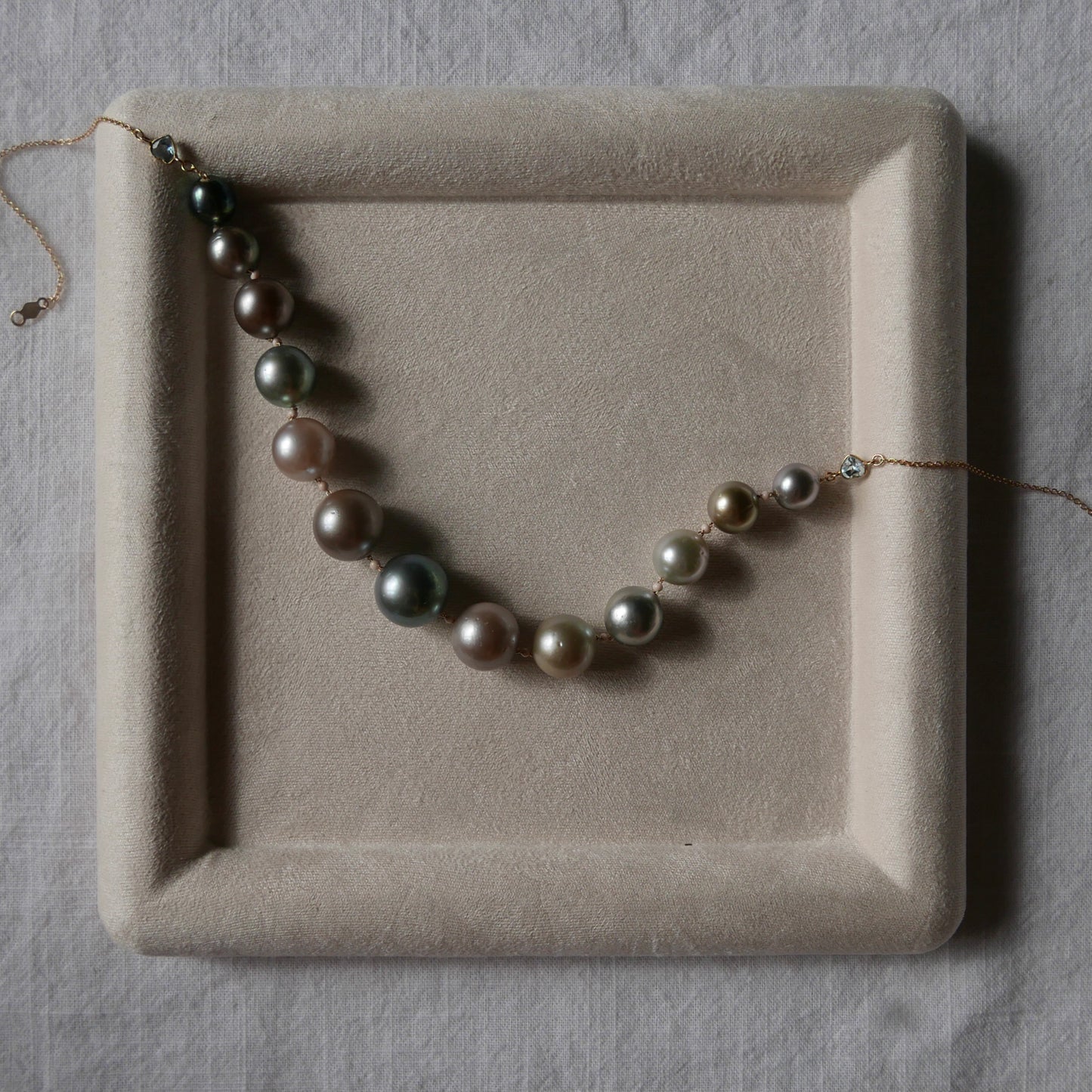 Tahitian pearl gradient multicolored necklace