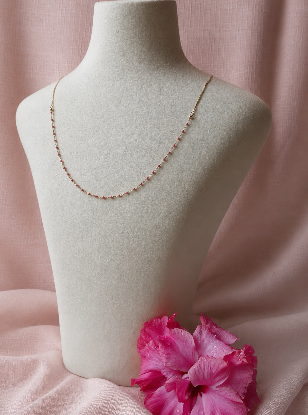Island smile in Hibiscus Pink